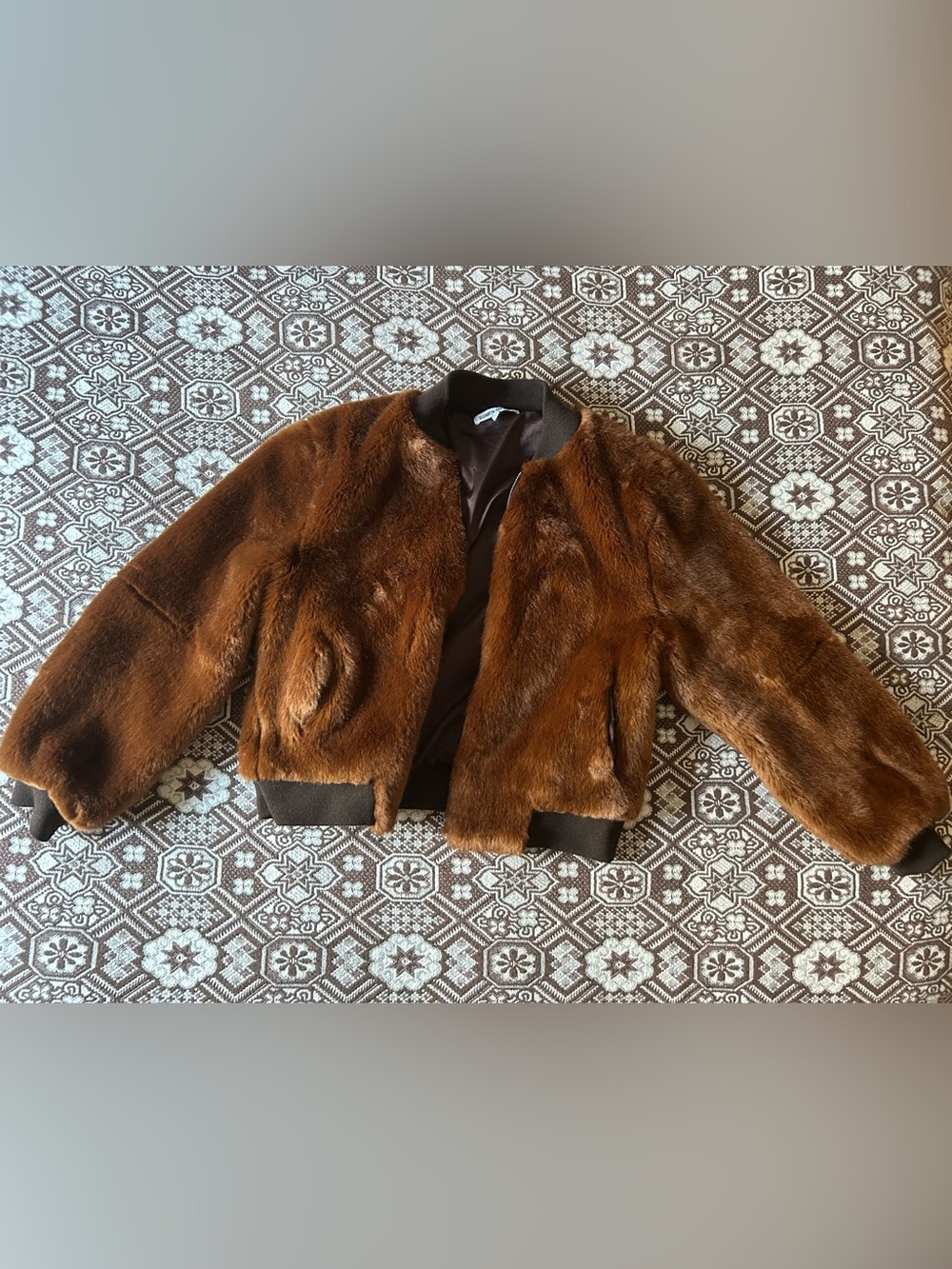 Elizabeth and James Ellington Faux Fur Zip Front Bomber Jacket Coat Size L